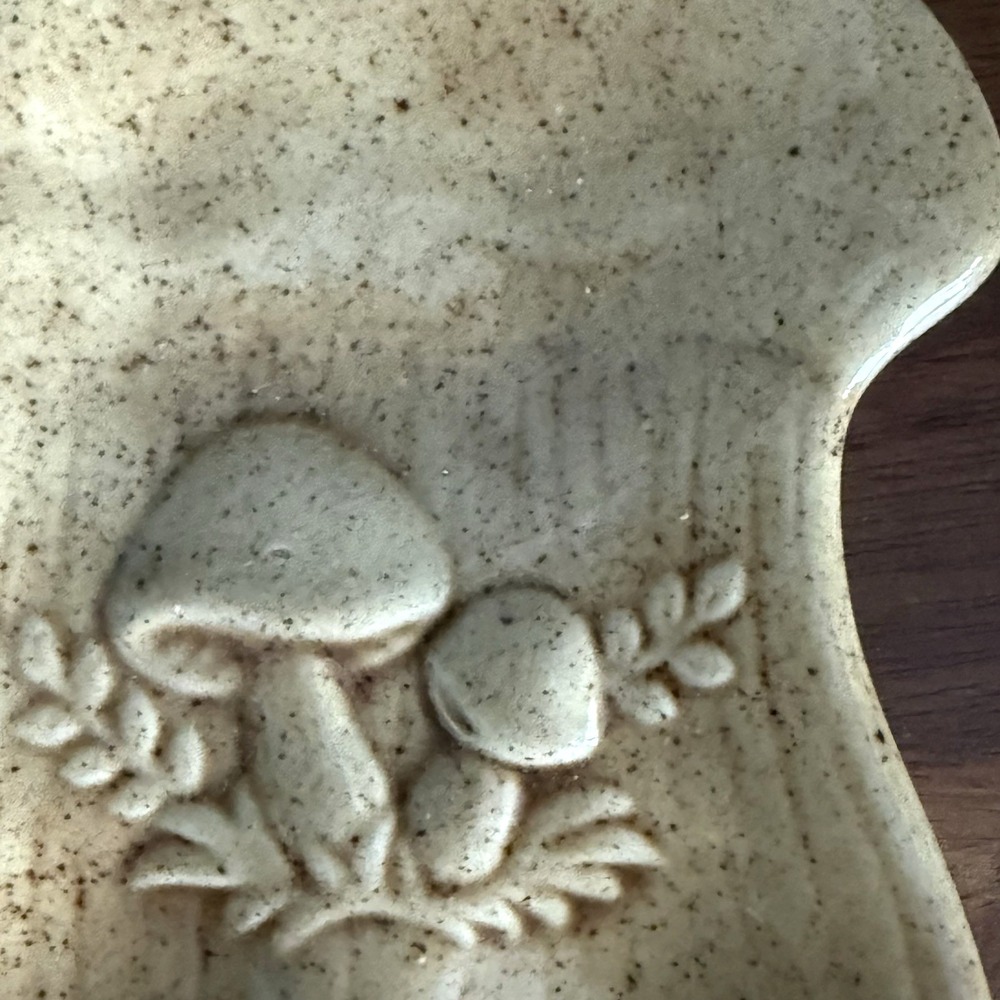 Vintage Ceramic Mushroom Spoon Rest Brown Speckled Kitchen Decor Handmade 1984 - Picture 3 of 5